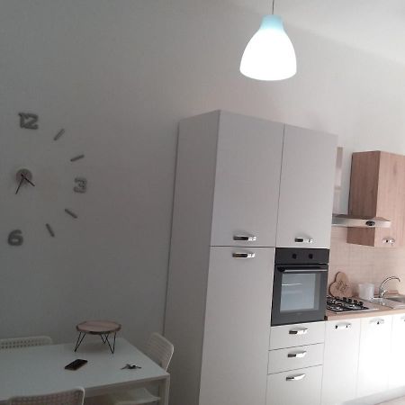 Independence House 71 Apartment Bari Luaran gambar